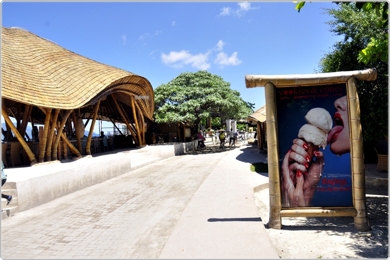 Gili Trawangan — island, landscape and visitor photographs 27