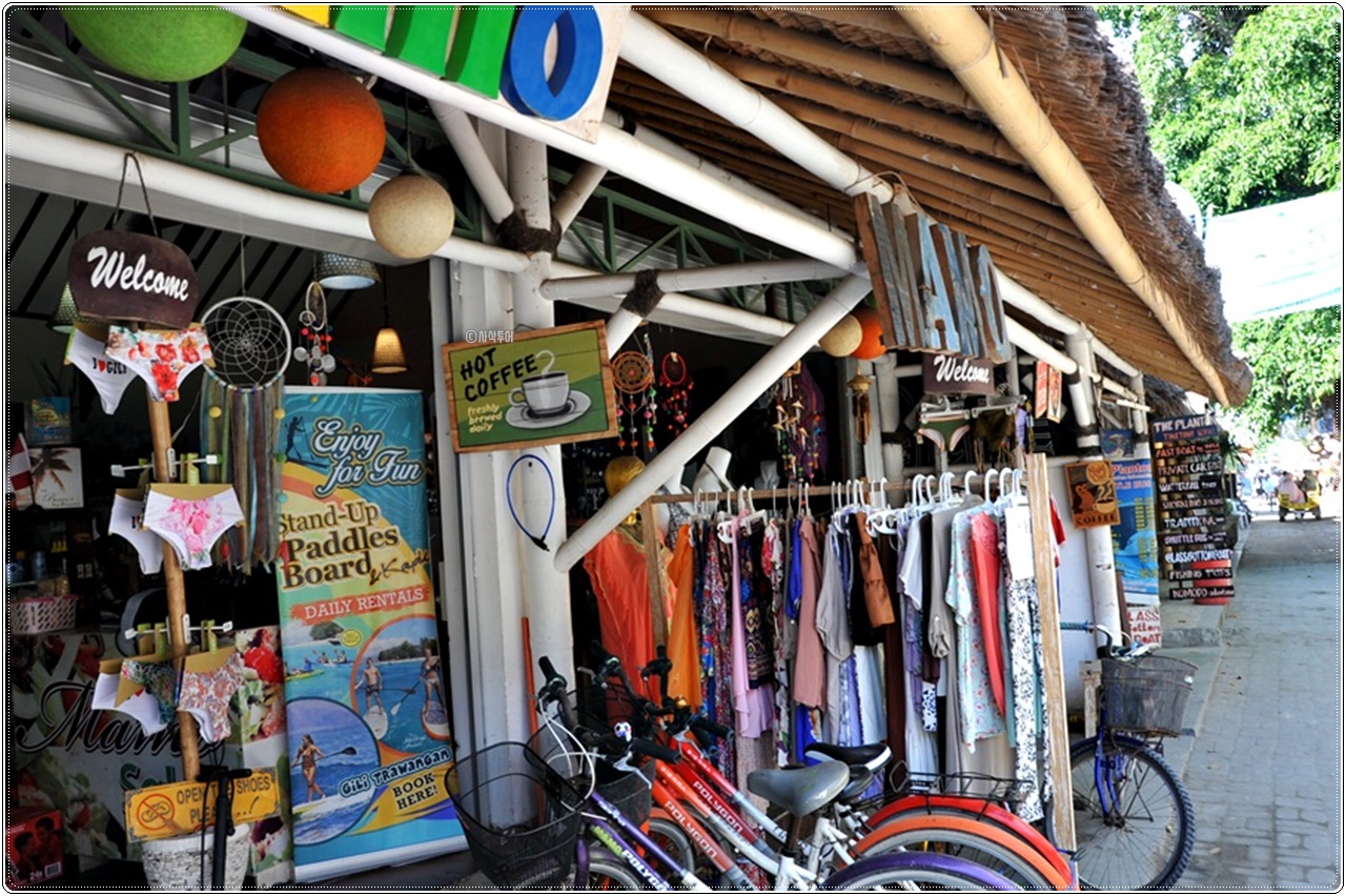 Gili Trawangan — island, landscape and visitor photographs 38