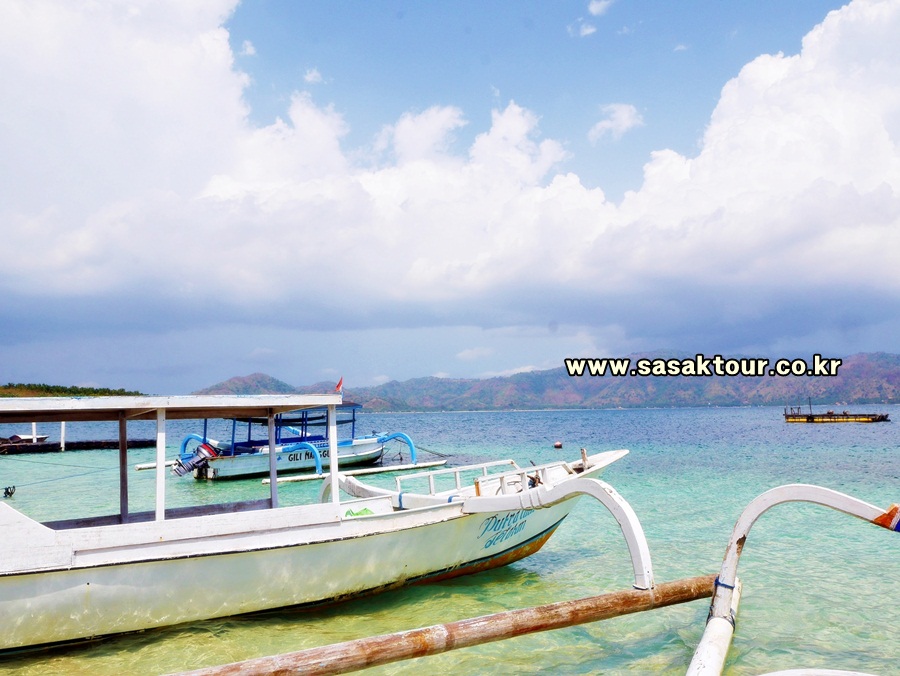Gili Nanggu, Sudak, Tangkong & Kedis — island, landscape and visitor photographs 8