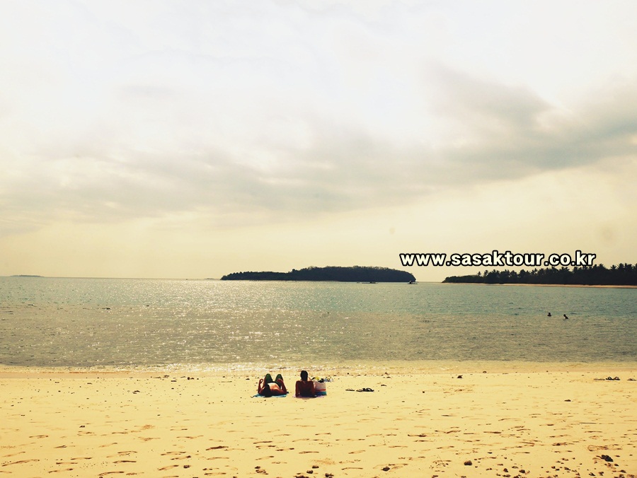Gili Nanggu, Sudak, Tangkong & Kedis — island, landscape and visitor photographs 17