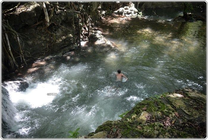 Diwu Mba’i Waterfall — Moyo Island — island, landscape and visitor photographs 8