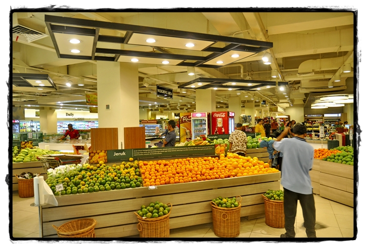 Mataram Mall — Original Shopping Guide — original shopping photographs 11