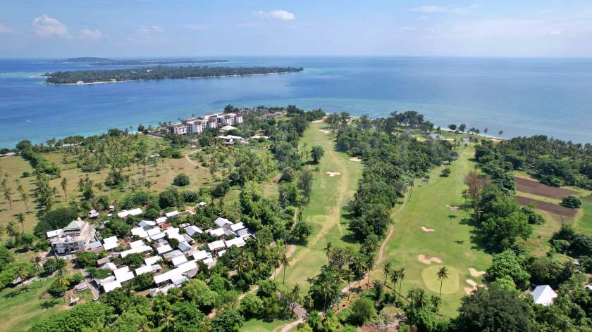 Lombok Golf Kosaido — Sire Beach — course and clubhouse photographs 8