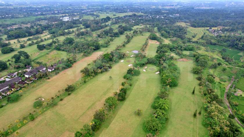 GEC Rinjani Golf & Resort — course and clubhouse photographs 5