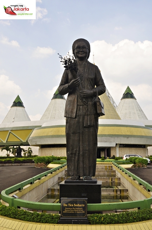 Museum Purna Bhakti Pertiwi — photograph 1