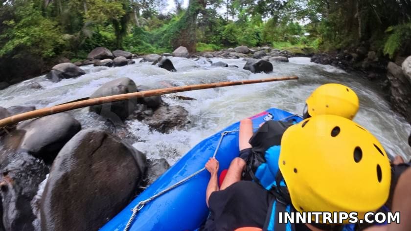 Continue downriver · rafting photo 28