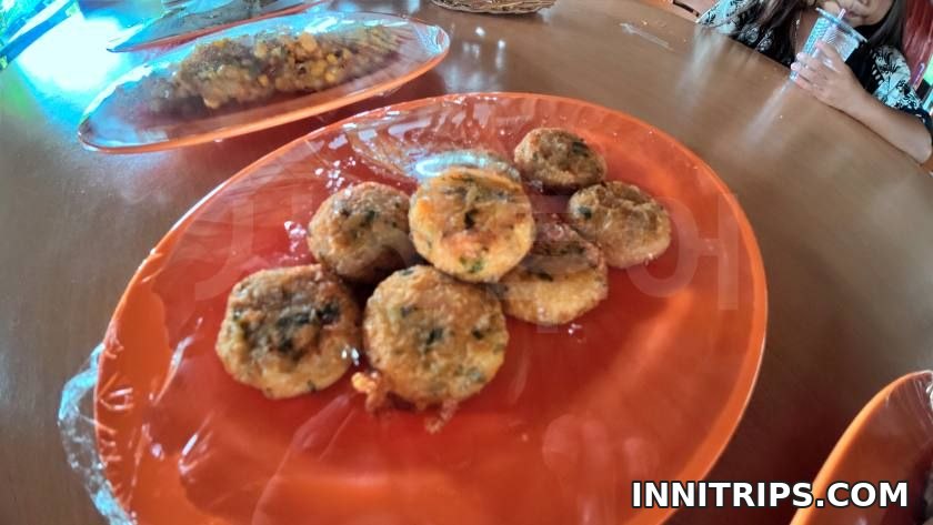 Local lunch and hotel return · rafting photo 45
