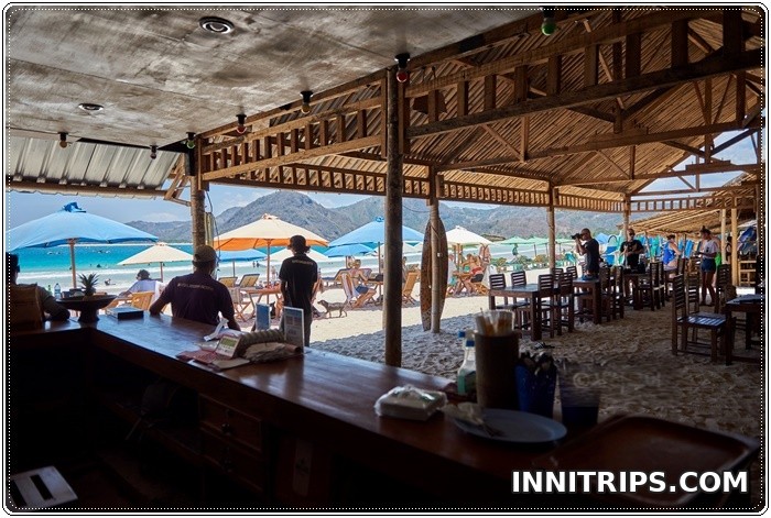 Lunch and a beach break · Lombok surf lesson photo 25