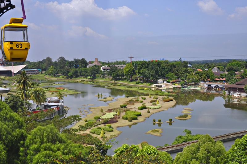 Taman Mini Indonesia Indah (TMII) — photograph 7