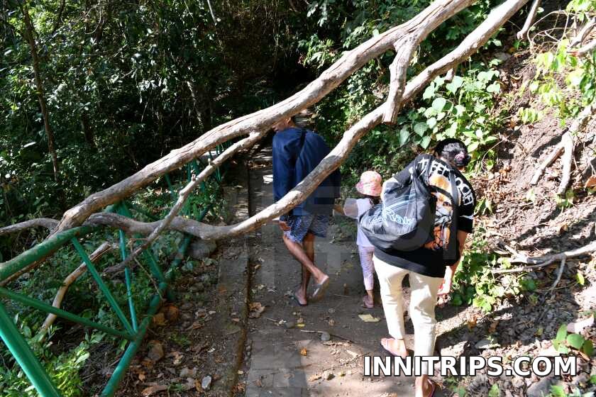 A gentle walk to Sendang Gile · North Lombok waterfall tour photo 13