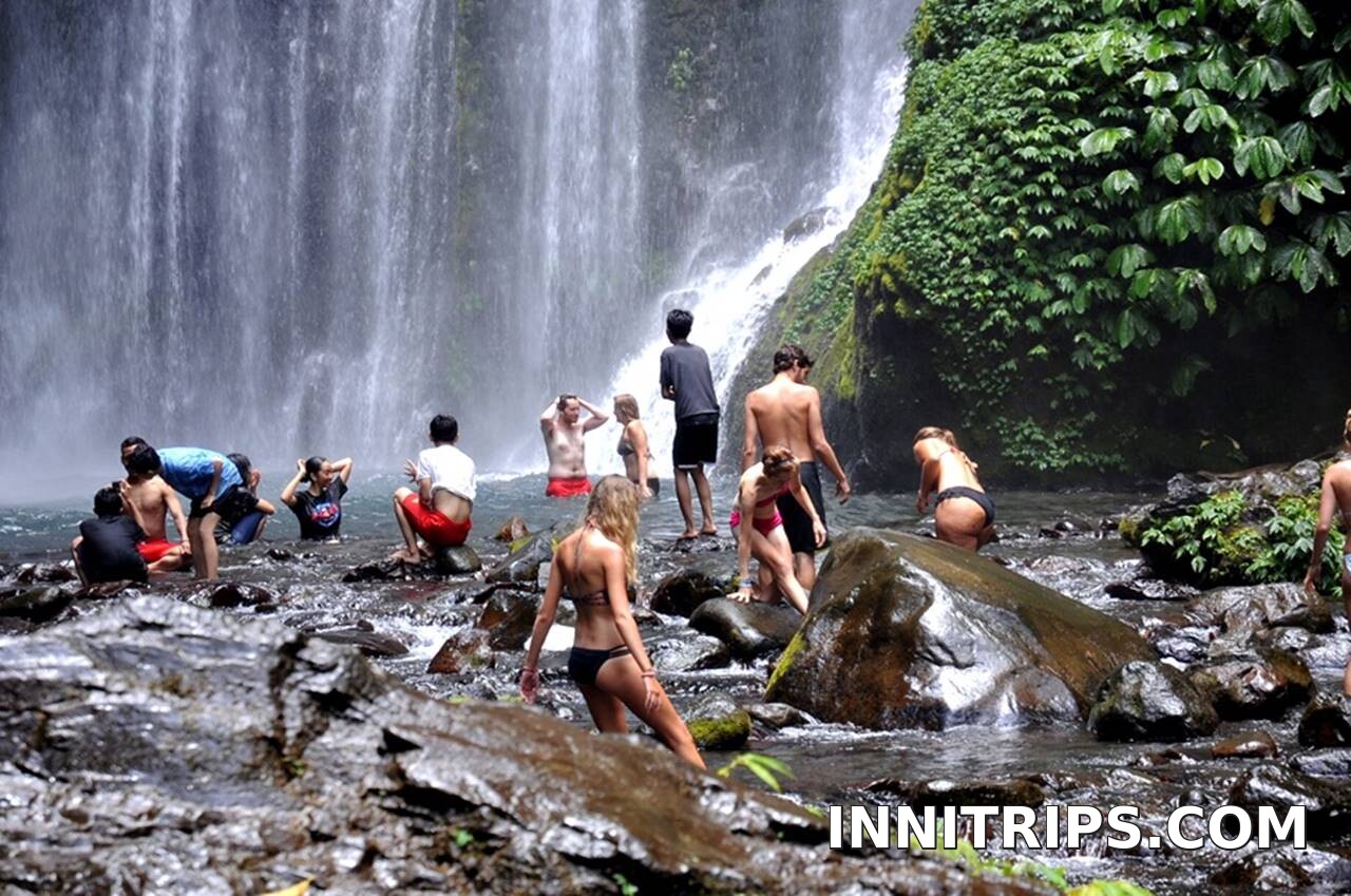 Tiu Kelep Waterfall · North Lombok waterfall tour photo 43