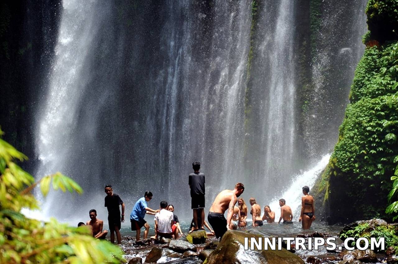 Tiu Kelep Waterfall · North Lombok waterfall tour photo 44