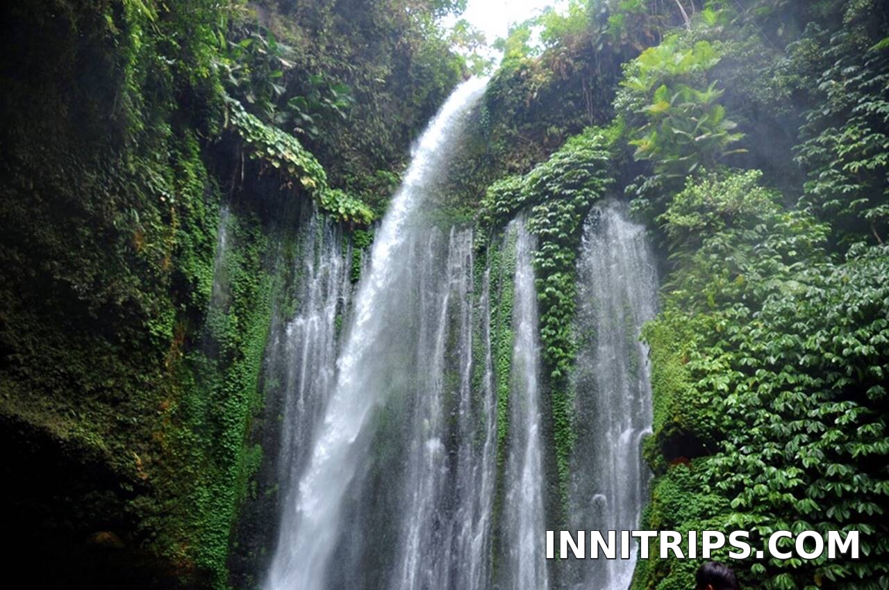 Tiu Kelep Waterfall · North Lombok waterfall tour photo 45