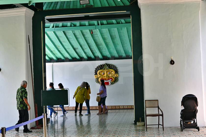 Kraton Yogyakarta — Sultan’s Palace — original visitor photograph 17