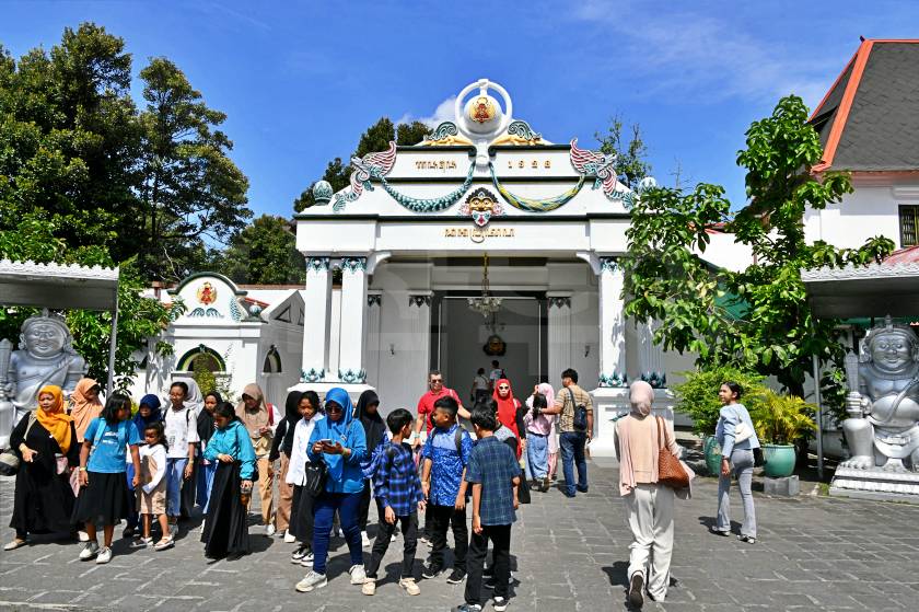 Kraton Yogyakarta — Sultan’s Palace — original visitor photograph 23